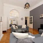 Your Place Будапешт